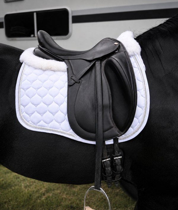 White Merino Sheepskin Saddle Pad
